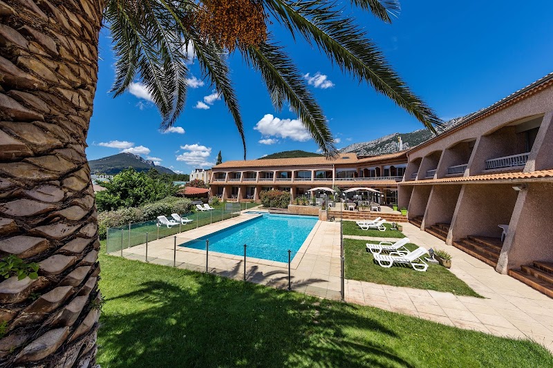 Hotel Val'Hotel in La Valette-du-Var, France