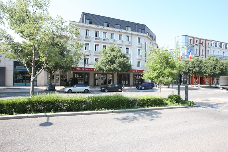 Hotel Valence in Decines-Charpieu, France