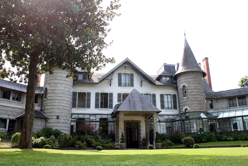 Hotel Villa Navarre in Pau, France