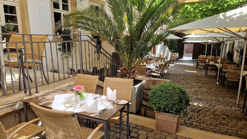 Hotel Weinhaus Henninger in Bad Durkheim, Germany