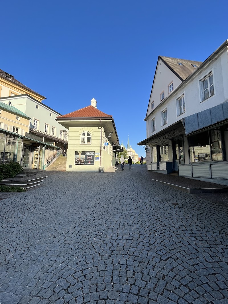 Hotel Zwölf Apostel in Altotting, Germany