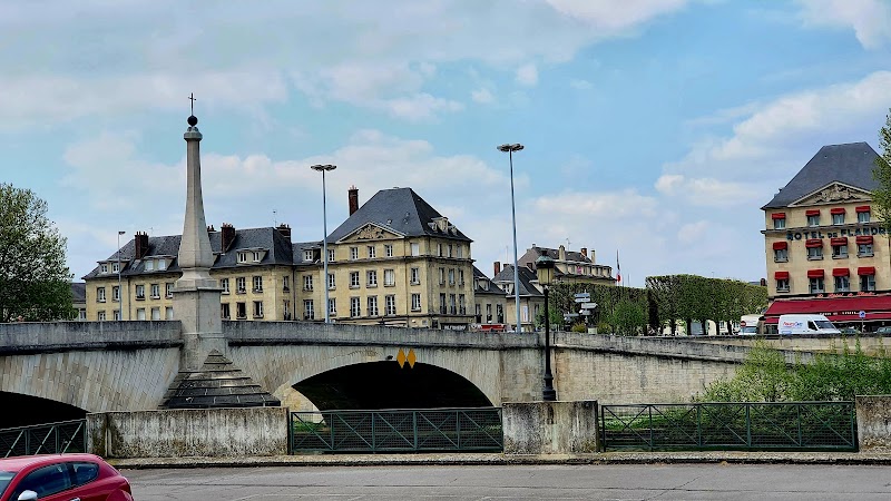 Hotel de Flandre in Compiegne, France