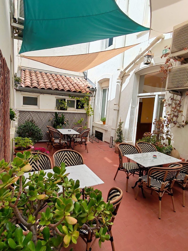 Hotel de France in Narbonne, France