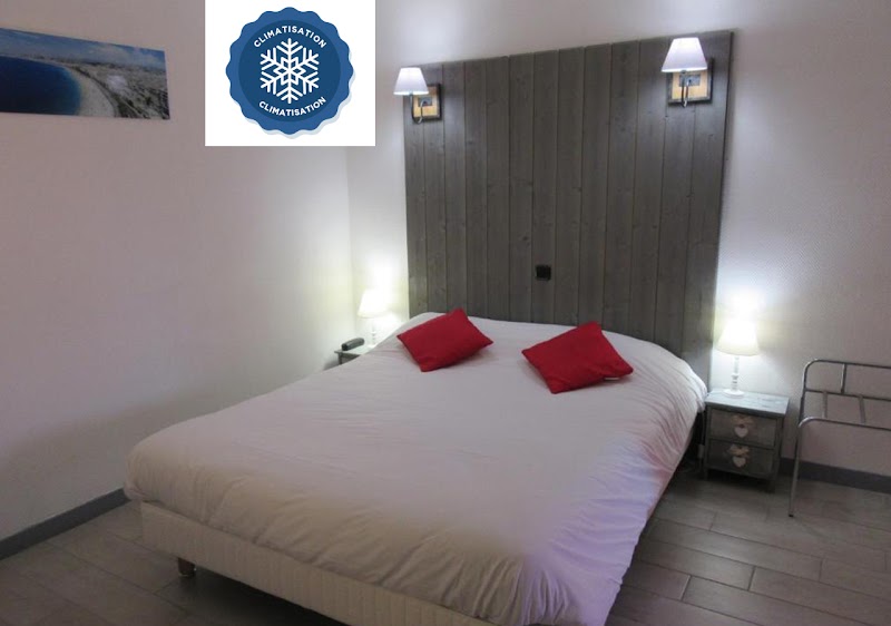 Hotel de France in Saintes, France