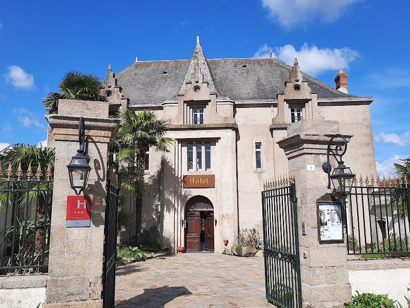 Hotel de La Barbacane in Cholet, France