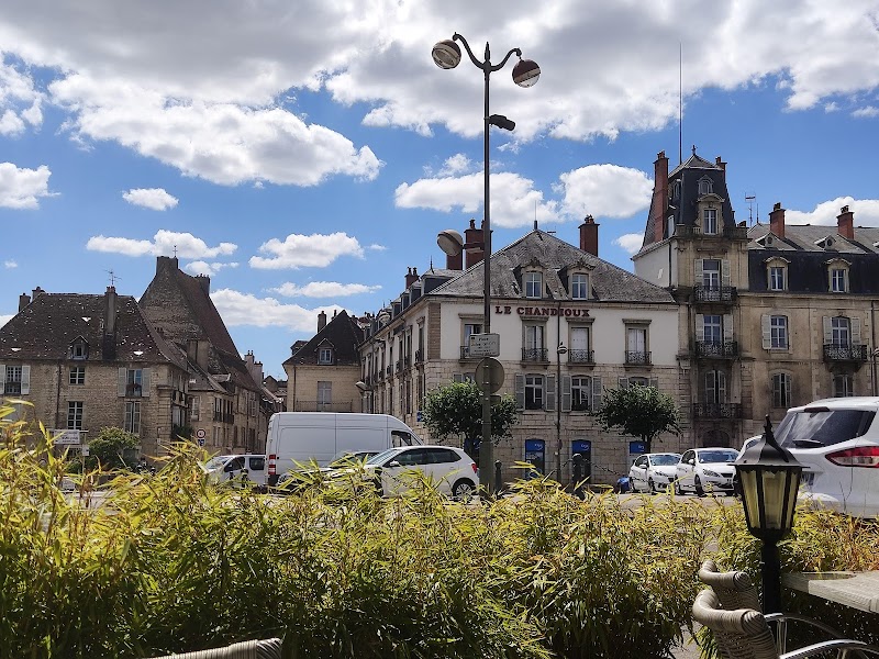Hôtel de La Cloche in Dole, France