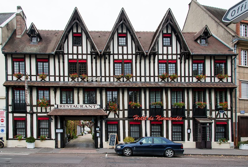 Hotel de Normandie in Evreux, France