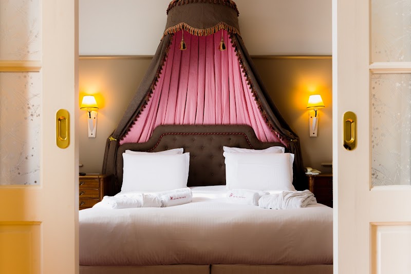 Hotel de Paris in Moulins, France