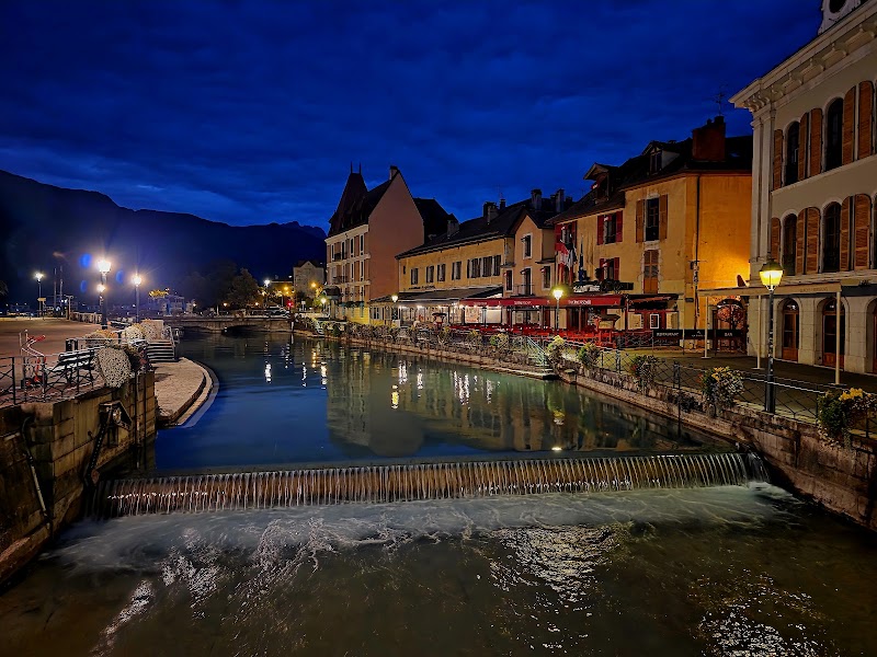 Hotel de Savoie in Annecy, France