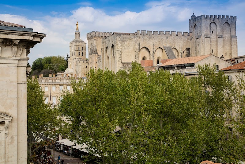 Hotel de l'Horloge in Avignon, France