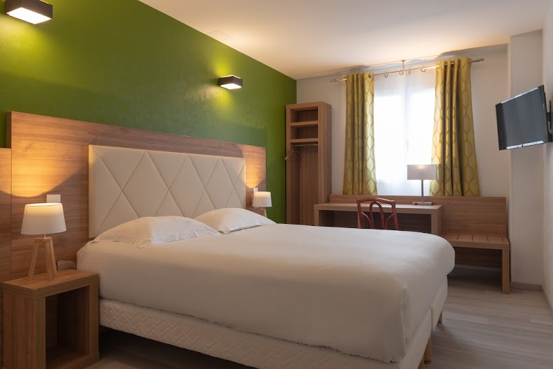 Hotel de l'Orme in Evreux, France