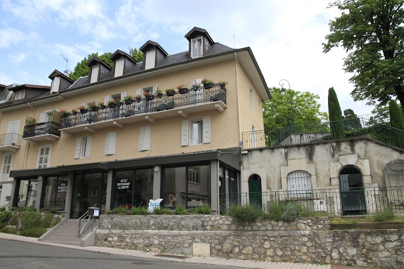 Hotel de la Grotte in Aix-les-Bains, France
