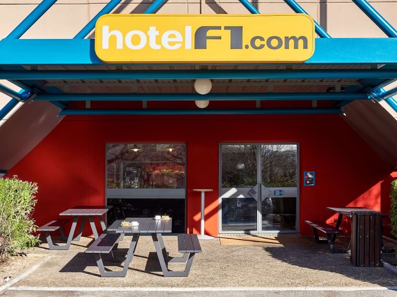 Hotel de la Poste in Cholet, France