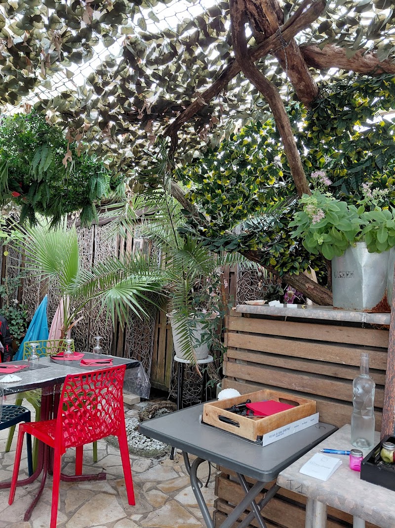 Hotel de la Terrasse in Le Bouscat, France