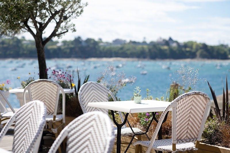 Hotel de la Vallee in Dinard, France