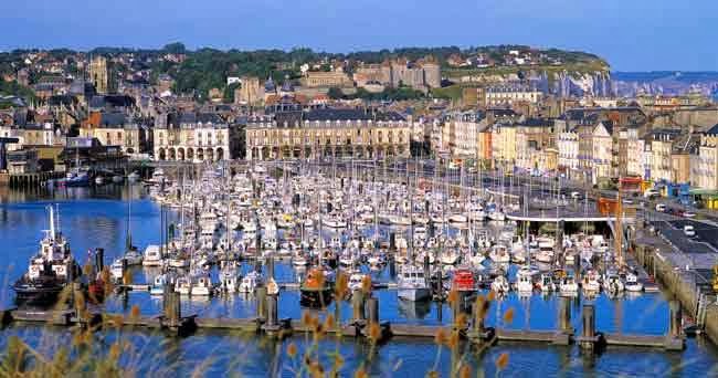 Hotel des Arcades in Dieppe, France