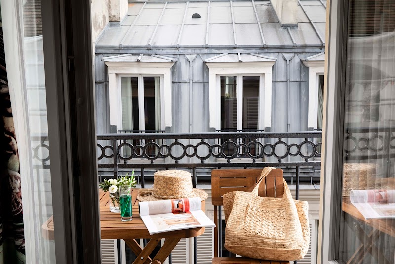 Hôtel des Arts Montmartre in Paris, France
