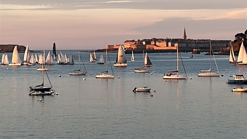 Hotel des Tilleuls in Dinard, France