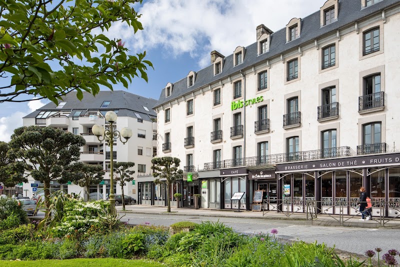 Hotel du Centre in Dinan, France