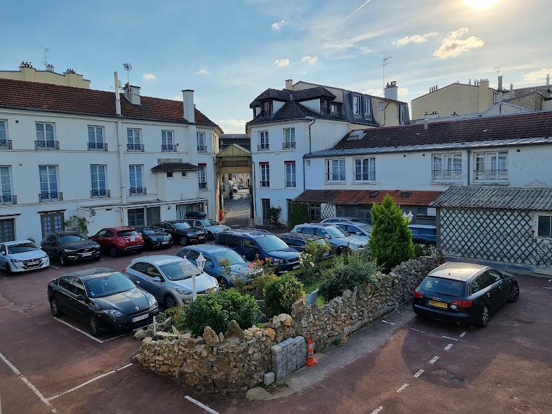 Hotel du Cheval Rouge in Versailles, France
