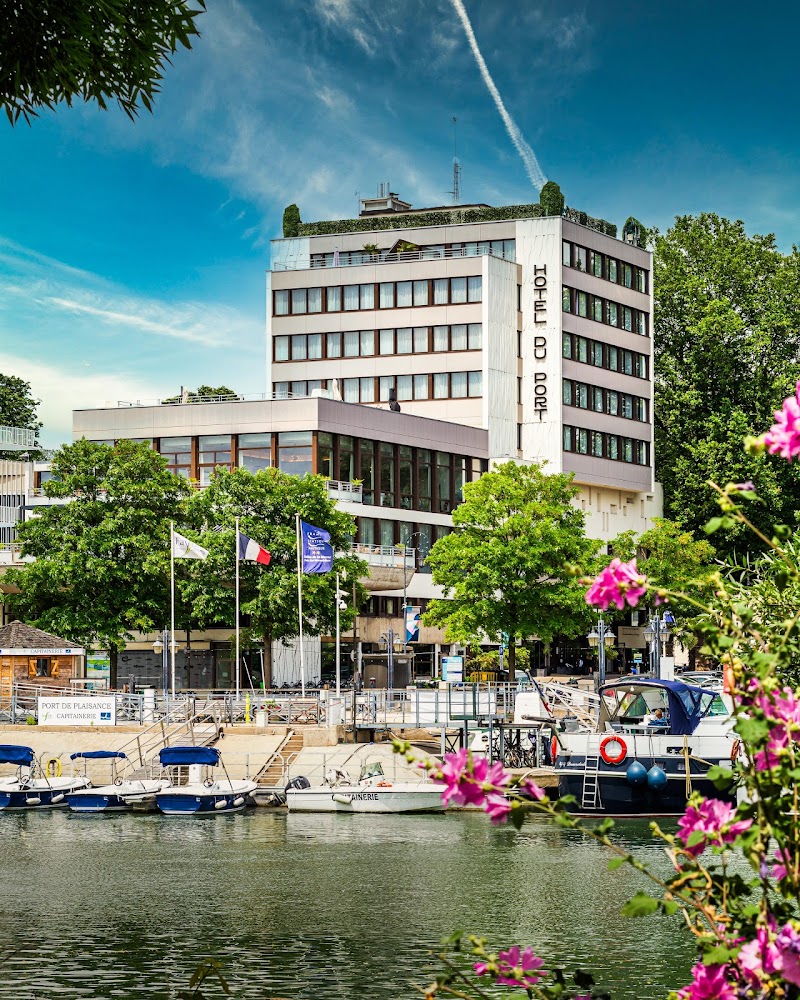 Hotel du Port in Nogent-sur-Marne, France