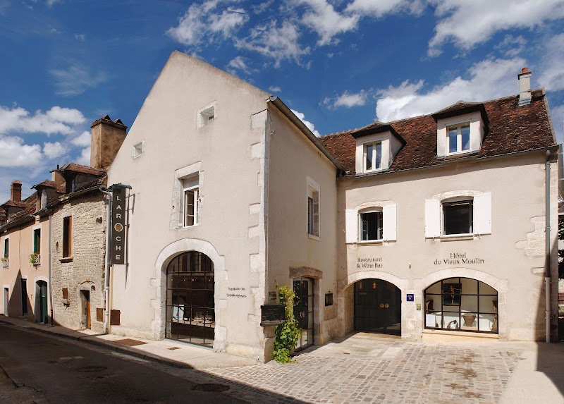 Hotel du Vieux Moulin in Troyes, France