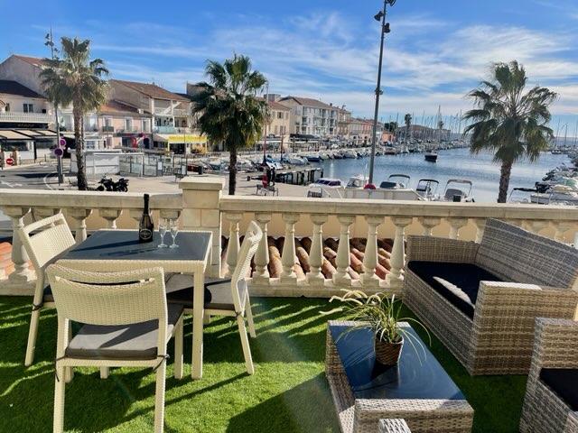 Hotel le Boulevard in Meze, France