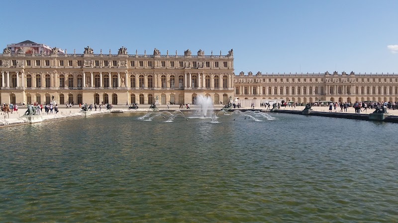 Hotel le Home Saint Louis in Versailles, France