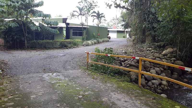 Hotel y Restaurante El Oasis in Guapiles, Costa Rica