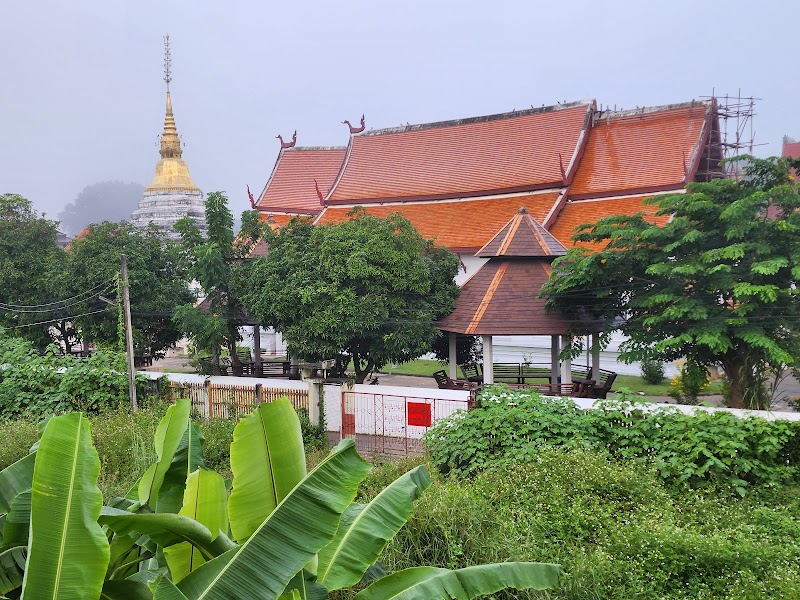 Huen Him Kong Hotel in Phrae, Thailand