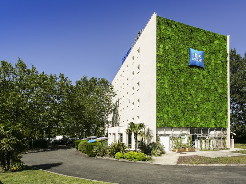 Ibis Budget Bordeaux Aeroport in Merignac, France