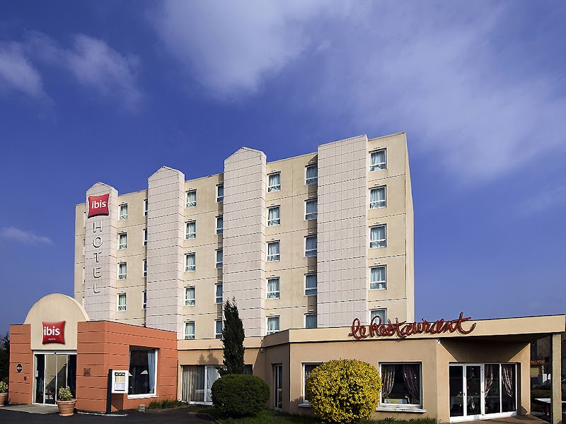 Ibis Clermont-Ferrand Sud Carrefour Herbet in Aubiere, France