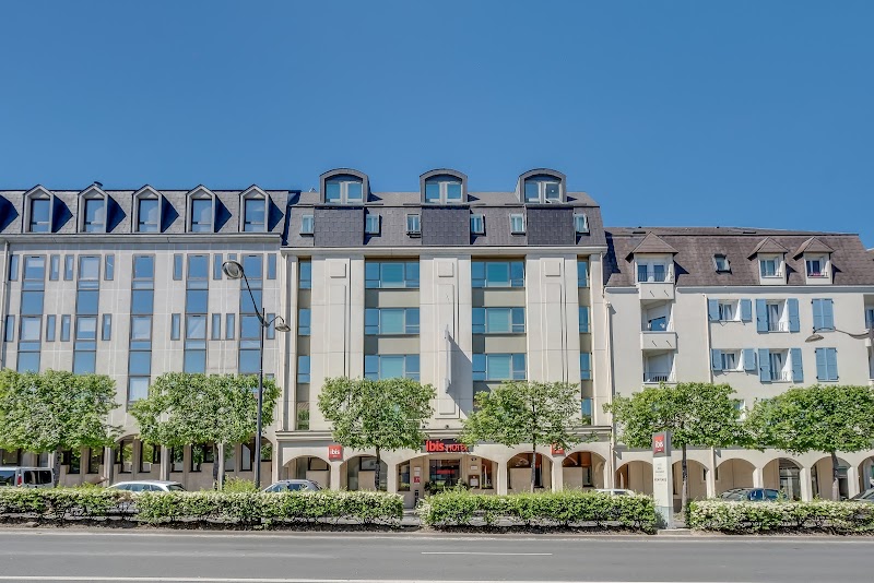 Ibis Paris Rueil Malmaison in Rueil-Malmaison, France