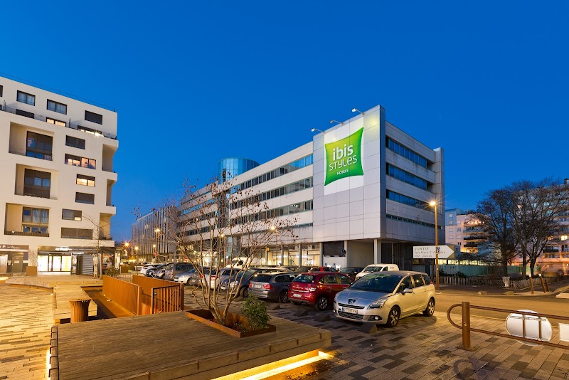Ibis Styles Massy Opéra in Massy, France