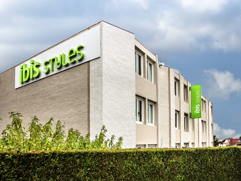 Ibis Styles Rouen Nord Barentin in Barentin, France