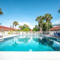 Island Sun Inn & Suites