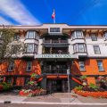James Bay Inn Hotel & Suites