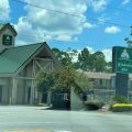 Kinderlou Inn