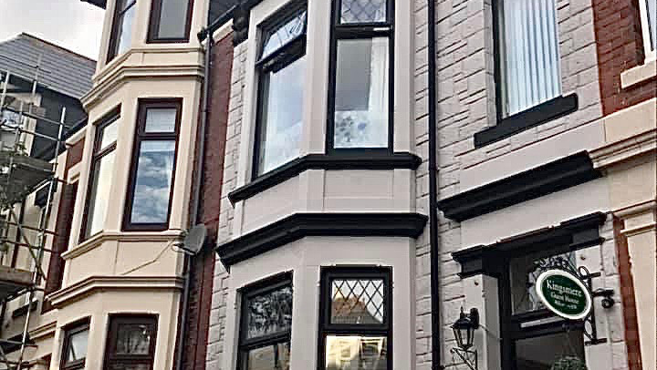 Kingsmere Guest House in South Shields, United Kingdom