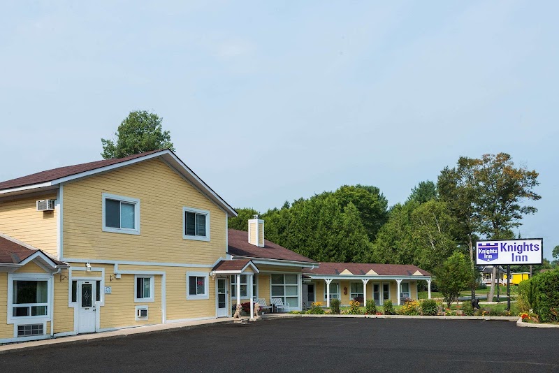 Knights Inn Bracebridge in Bracebridge, Canada