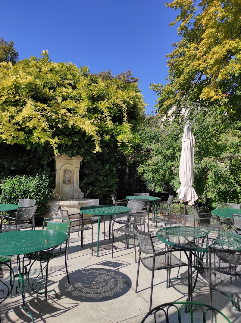 L'Atelier in L'Isle-sur-la-Sorgue, France