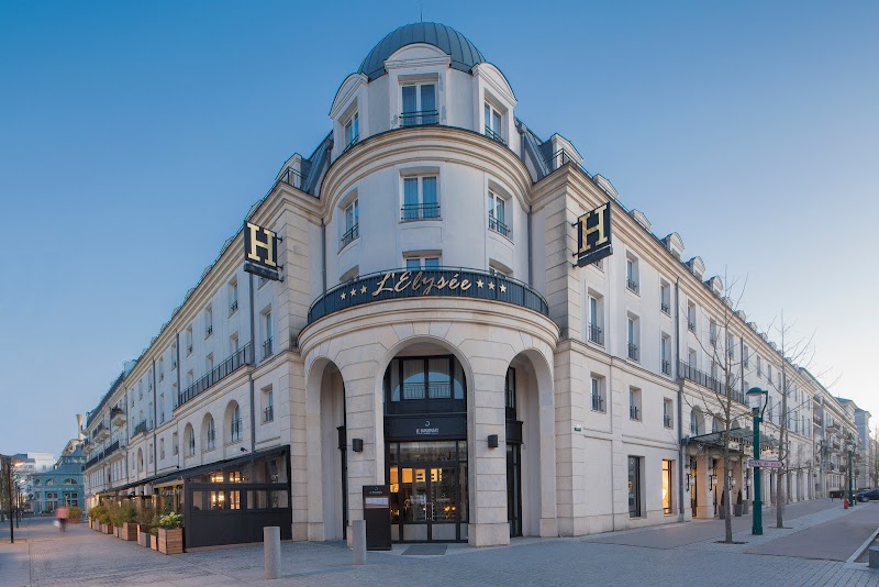 L'Elysée Val d'Europe Hotel in Serris, France