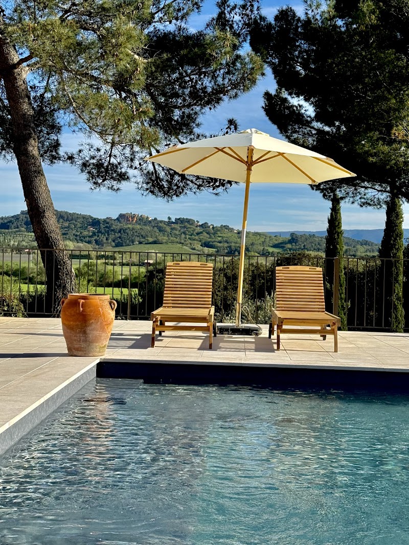 La Clef des Champs in Roussillon, France