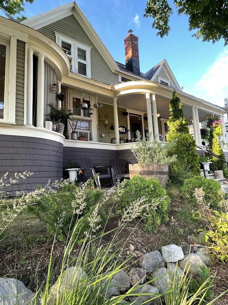La Maison Drew B&B in Magog, Canada