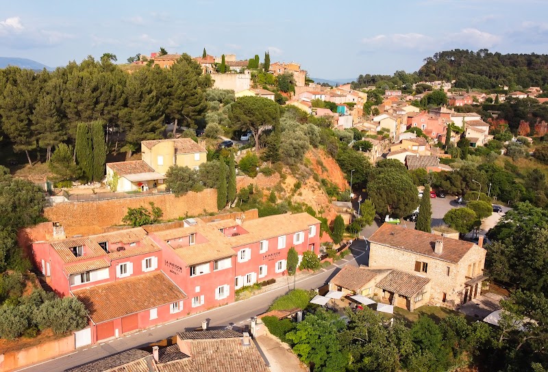 La Maison des Ocres in Pernes-les-Fontaines, France
