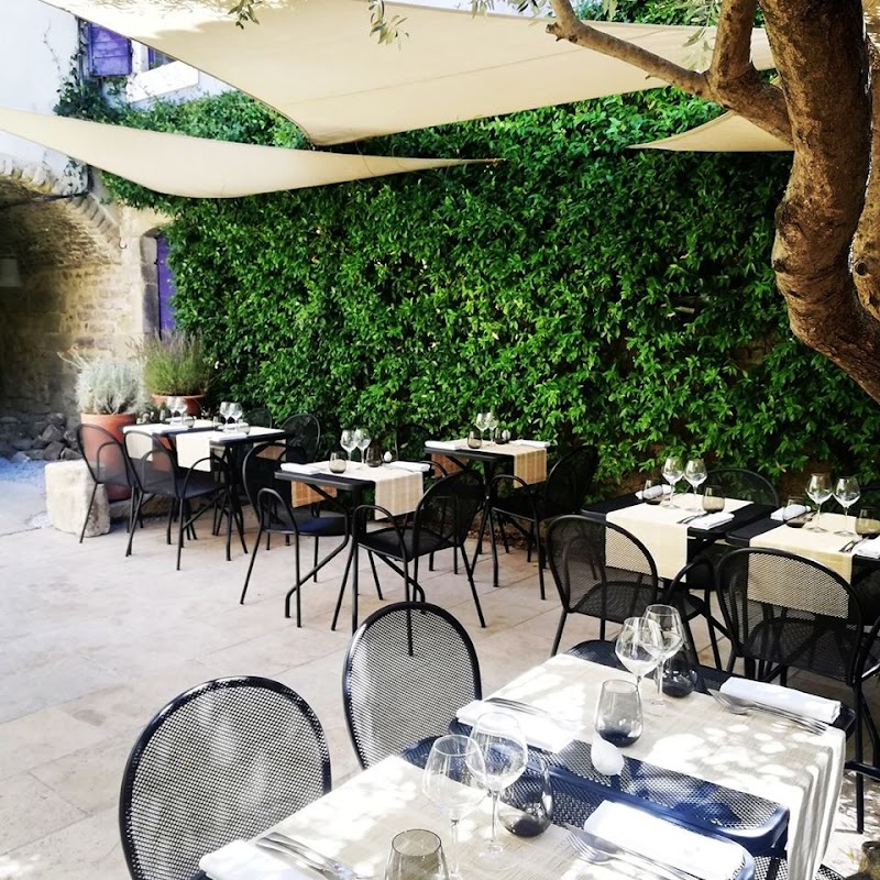 La Prévôté in L'Isle-sur-la-Sorgue, France