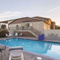 La Quinta Inn & Suites by Wyndham Woodburn