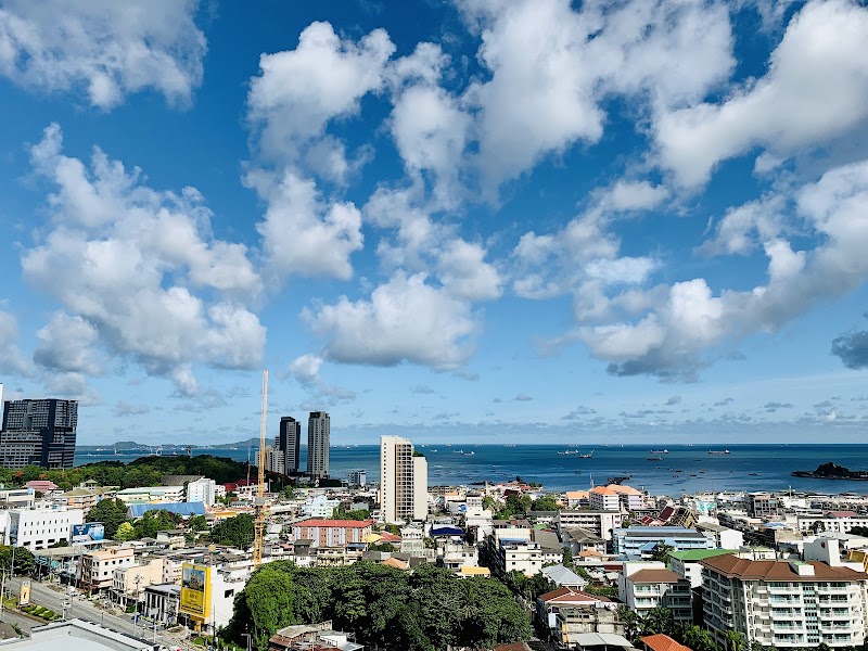 Laemtong Serviced Apartment in Si Racha, Thailand