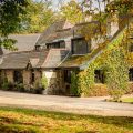 Lakeview Manor