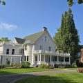 Lakewinds Country Manor